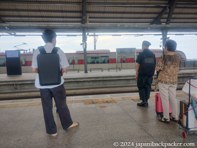 ドンムアン駅のプラットホーム